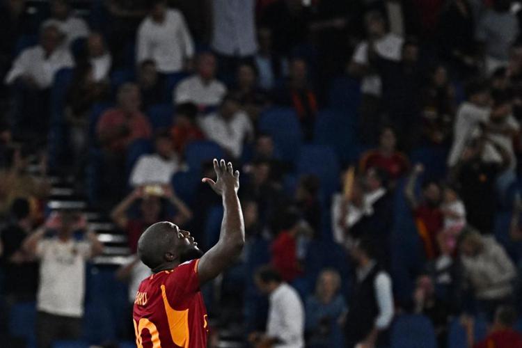 “Roma-Frosinone 2-0: Gol di Lukaku e Pellegrini, Mourinho avvia la sua nuova era”