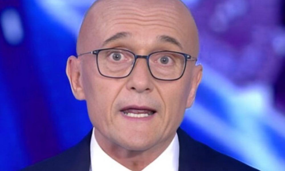 Alfonso Signorini Reality Show Drama: Immediate Disqualification Requested for Massimiliano Varrese