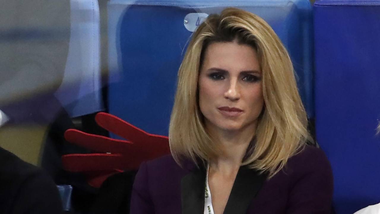 Michelle Hunziker. terribile incidente dietro le quinte: stesa sul tavolo senza forze