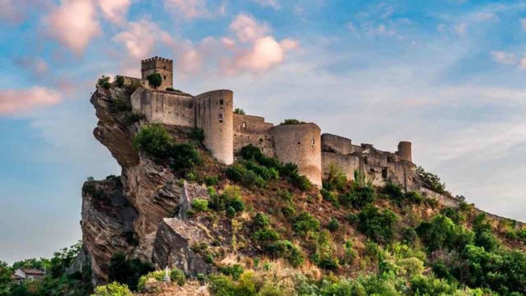 Castello di Roccascalegna - Tendenzediviaggio.it