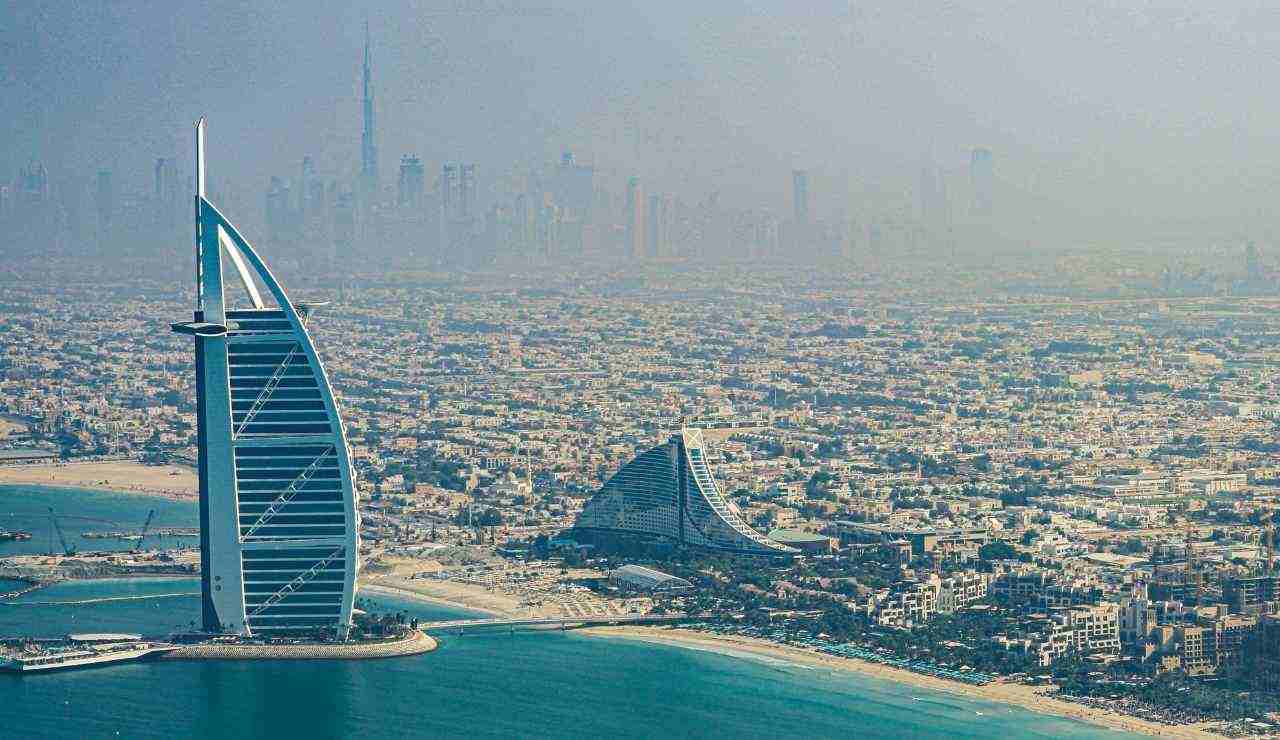 Organizza il tuo viaggio a Dubai subito con queste offerte - Tendenzediviaggio.it (Fonte foto assetsdelivery)