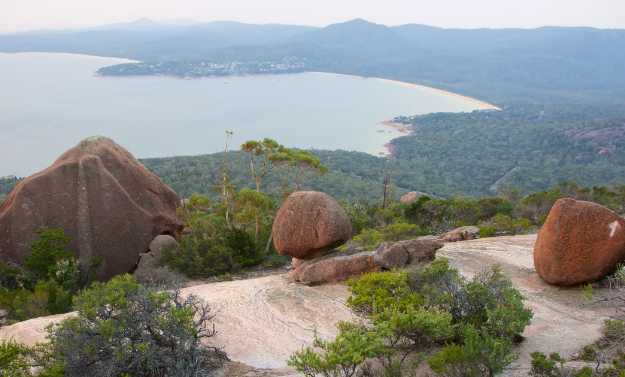 Viaggio nell’antico Freycinet National Park della Tasmania