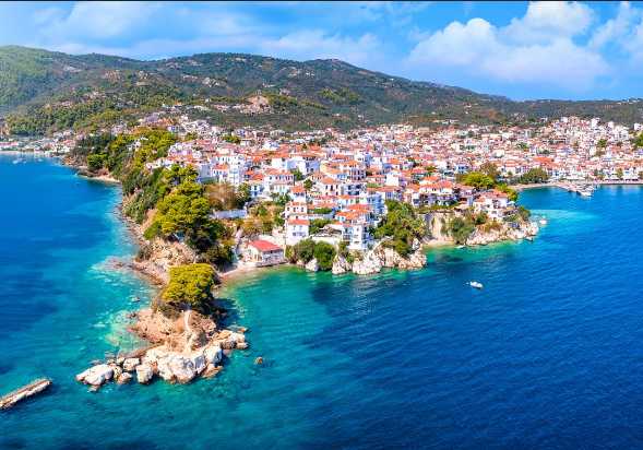 Cosa visitare e vedere a Skiathos: i tesori nascosti dell’isola Greca