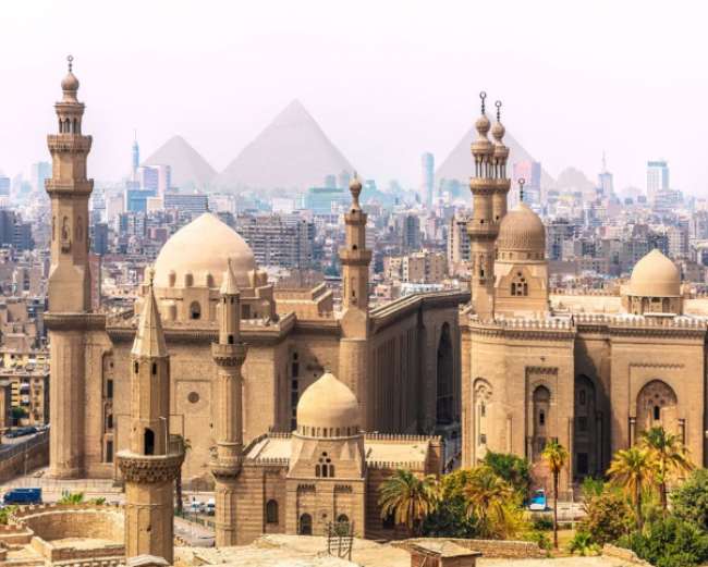 Il Cairo: alla scoperta dei misteri delle piramidi