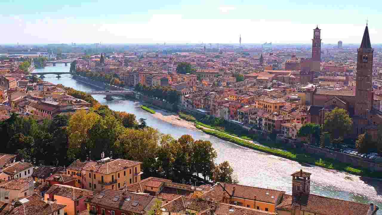 ‘Per me un Lesso e Pearà, grazie’: se non conosci questa bontà devi andare subito in Veneto | Ecco la location ideale