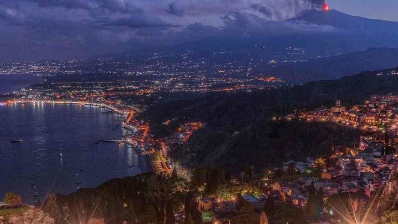 Sosta veloce a Taormina: in sole 24 ore puoi ammirare tutte le sue bellezze | Queste non devi assolutamente perdertele