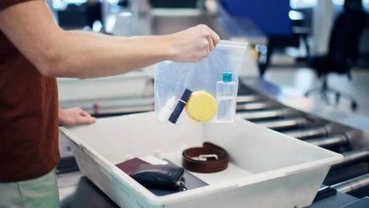 Controllo dei liquidi in aeroporto